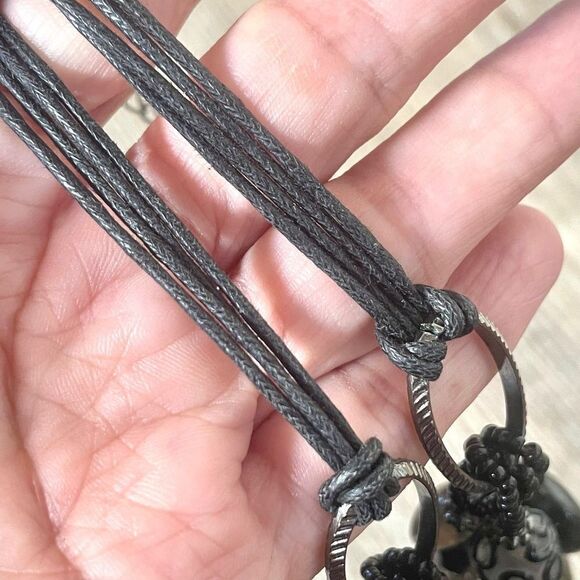 Black beaded multi strand Necklace - Picture 7 of 10